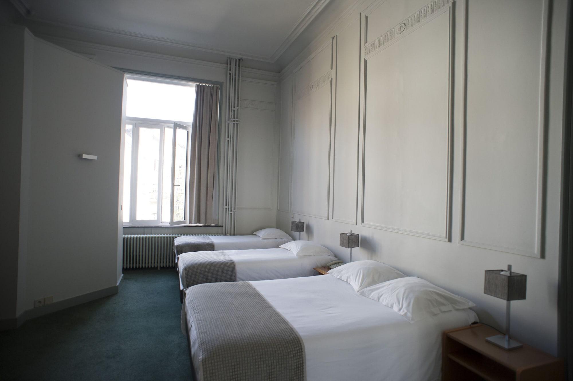 Hotel Du Congres Брюссель Экстерьер фото